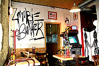 Zombie Bar inside