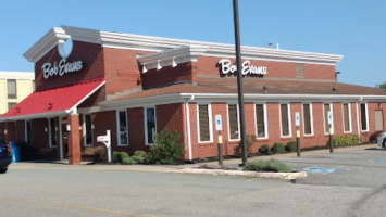 Bob Evans outside