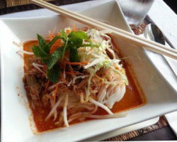 Maneelap Srimongkoun food