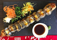 Hinata Sushi food