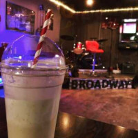 Broadway Brothers inside