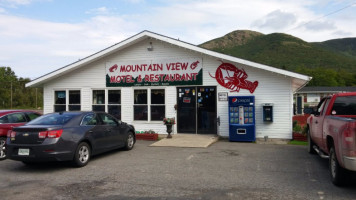 Mountain View Restaurant outside