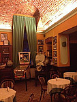 Caffe Del Peso inside