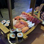 Sushi Bonheur food