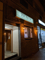 Tete's Cafe And Bakery food