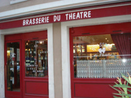 Brasserie du Theatre inside