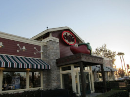 Chili's Grill outside