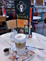 Eiscafe Venezia food