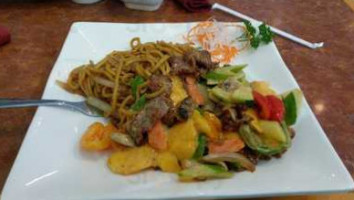Chen's Oriental Cuisine And Grill food