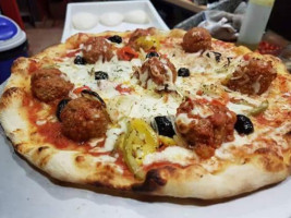 Pizzeria Casamia food