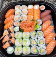 Kichi Sushi inside