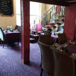 Le Bistrot De Pierre inside