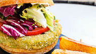 Can Dolpino Gastroburger food