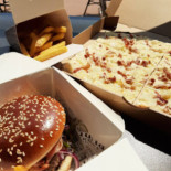 Au Bureau Laval Comida