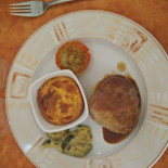 Le Clos St Victor food