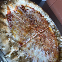 Mama's Pizza In Slatington food