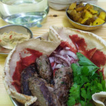 Tintamarre Saveurs Levantines Nourriture