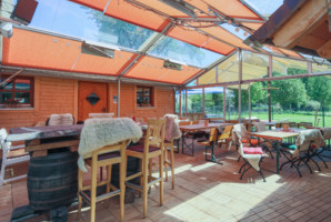 Wissegiggl Restaurant Bar inside