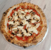 Napoli Pizzeria food
