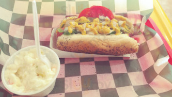 Big Daddy's Hot Dogs food