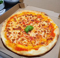 Casa Mia Pizza food