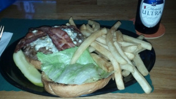 Woodchuck Saloon food