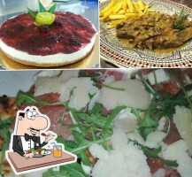 Red White Di Coccioli Santo Antonio food