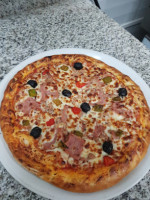 Tel Pizza food