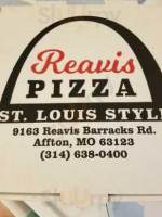 Reavis Pizza food