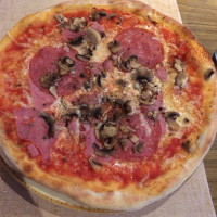 Restaurant Pizzeria Adria food