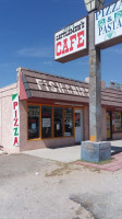 Lucerne Valley Liquor outside