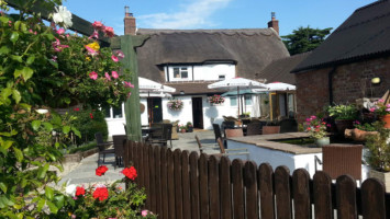 Toby Carvery Speke Boulevard outside