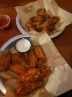 Hooters food