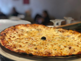 La Pizza A Emp' food