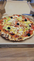 Louka Pizza inside