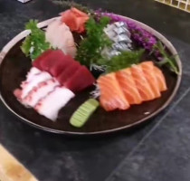 Yucai Sushi food