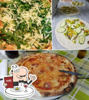Pizzeria Da Marino Con Forno A Legna food