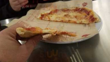 Mod Pizza food