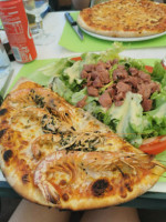 Pizzeria Barolino food