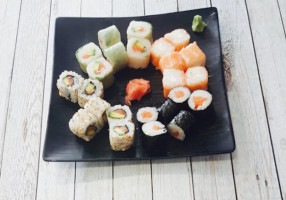 Sushi Et Thaï food