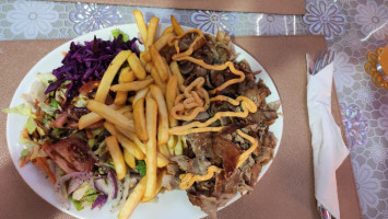 Metropole Kebab food