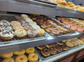 Foster's Donuts food