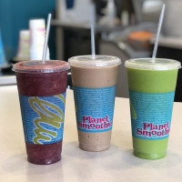 Planet Smoothie food