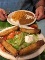 Don Luis Mexican Grill food