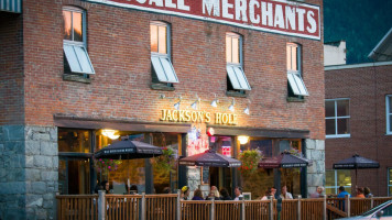 Jackson's Hole & Grill food