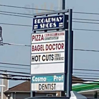 Bagel Doctor outside