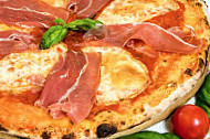 Pizzeria Il Pomodoro food