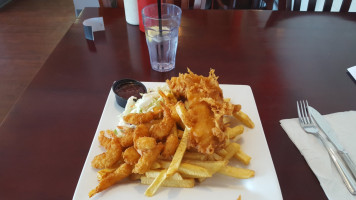 Salty's Fish & Chips food