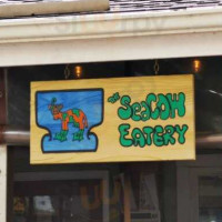 Seacow Eatery food