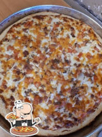 Yroc Pizza & Pasta food